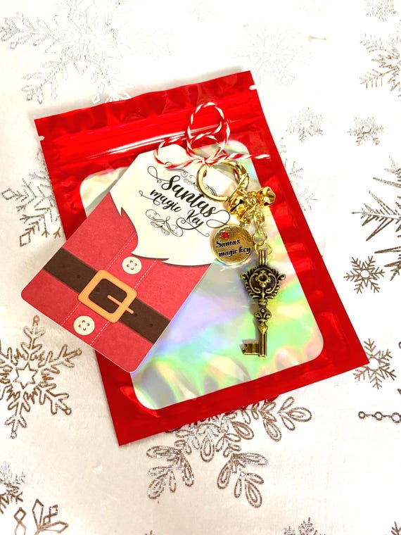 Santa’s Magic Vintage Style Look Key Carded Shimmer Gift Bag Key Ring For Door Christmas Eve Box Set No Chimney Magical Fun Bells