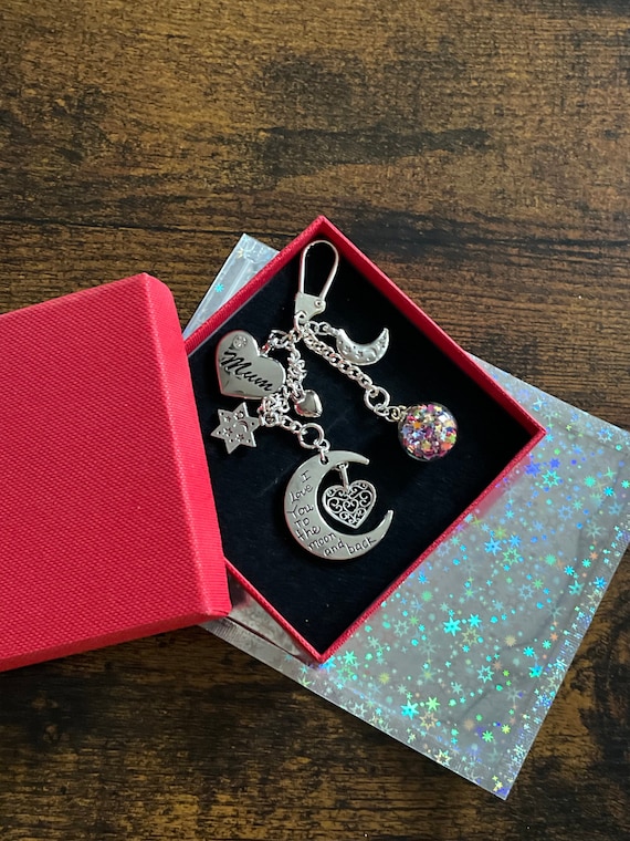 Mum Dad Nan You Choose I Love You To The Moon And Back Keyring Key-charm Bag Keepsake Gift Stars Moons Hearts Love Any Occasion Gift Box