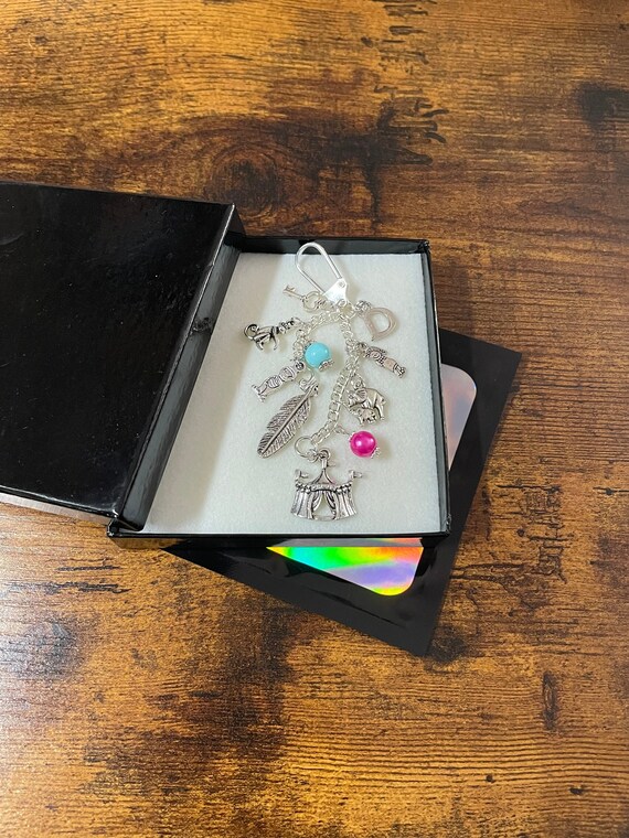 DUMBO Disney Classic Film Inspired Key Charm Gift Keepsake Boxed Circus Elephant Feather Key Letter D Ears Girl Boy Blue Pink Tent Mum