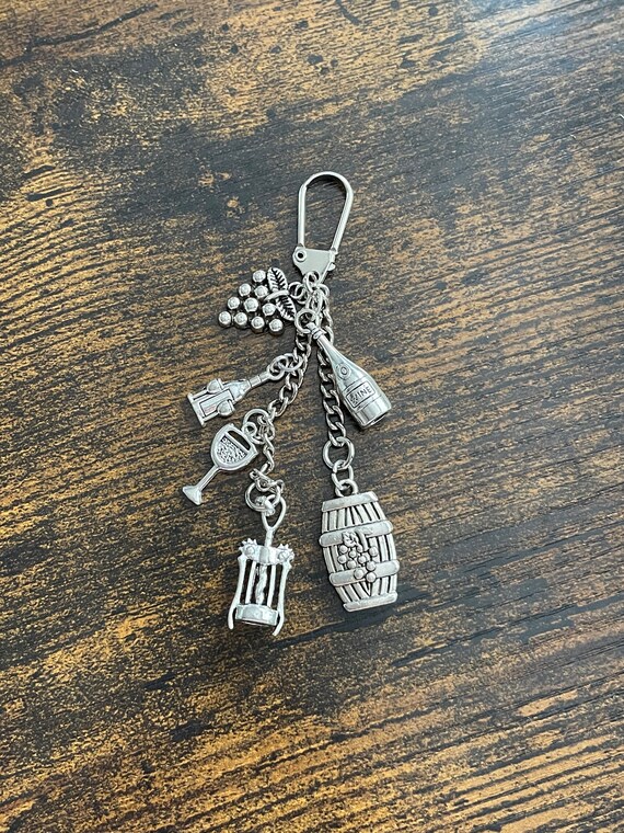 Wine lover keepsake key or bag charm bottle corkscrew glass grapes birthday or christmas gift boxed for any occasion family friend
