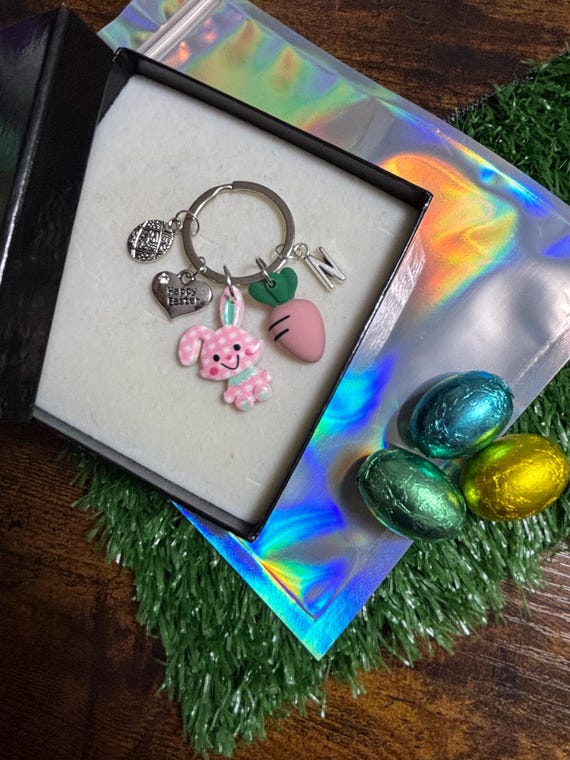 Personalised Initial Letter Charm Bunny Rabbit Carrots Easter Egg Fun Novelty Keepsake Gift Set Gift Boxed Bag Pink Blue Colours Prize Fun
