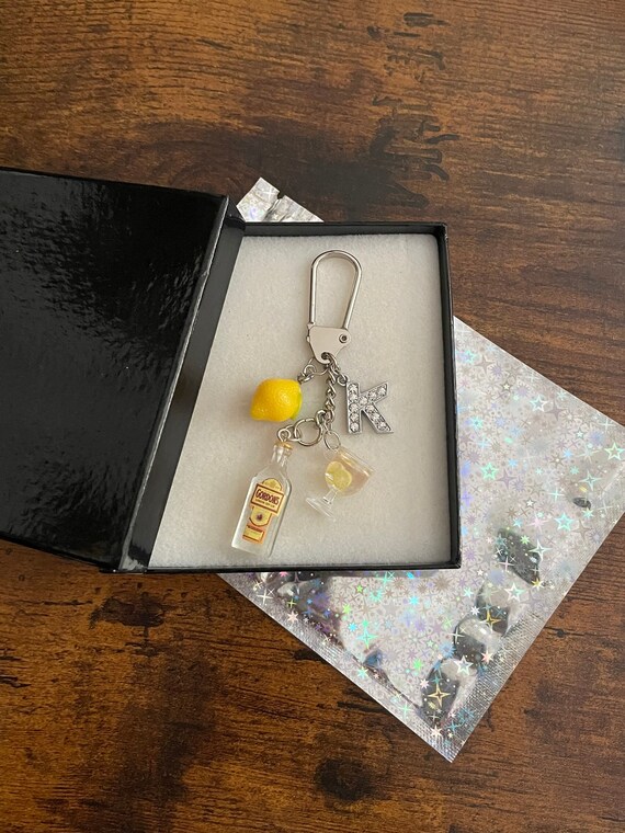 Personalised Initial Gin Lemon Fruit Lover Charm Keepsake Fun Gift Boxed Rhinestone Alphabet Gin Bottle Gordons Resin Filled Glass