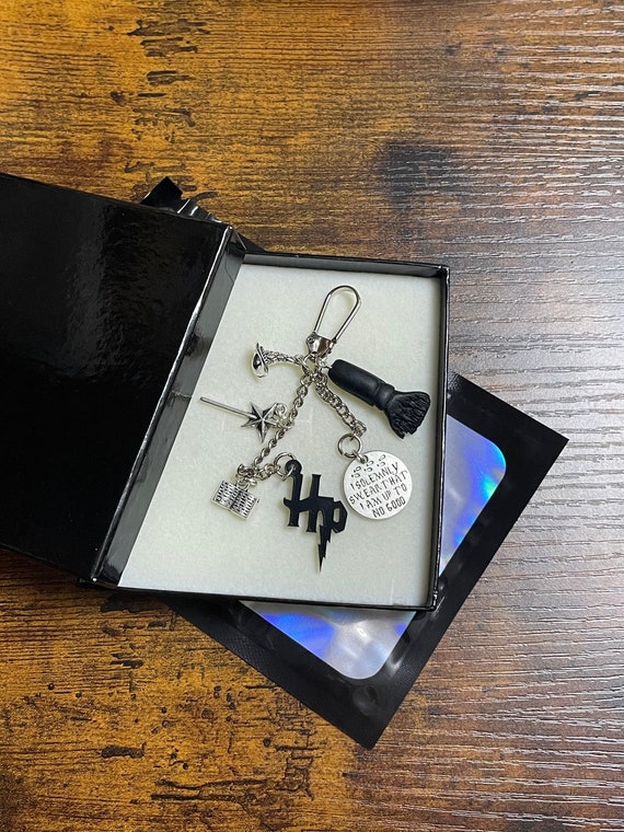 HARRY POTTER Inspired Key Ring Charm Gift Set Broom Hat Wand Spell Book Gift Box I solemnly swear that i,m up to no Good Keepsake Christmas