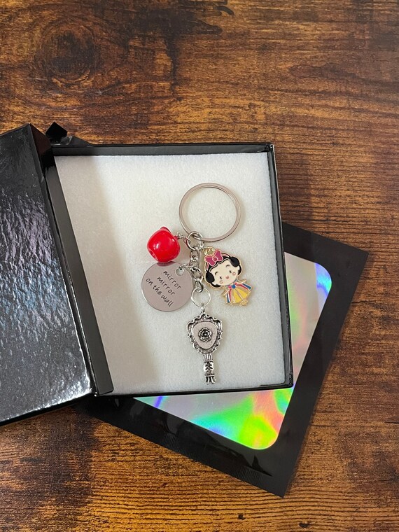 DISNEY SNOW WHITE Inspired key ring chain charm set mirror mirror on the wall red apple gift box keepsake christmas birthday anyone fun