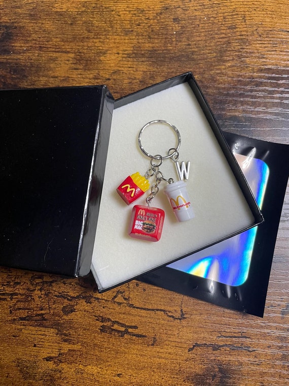 PERSONALISED Initial Letter Fast Food McDonalds Inspired Charms Burger Chips Drink Key Ring Fun Novelty Keepsake Gift Box Bag Resin Made Set
