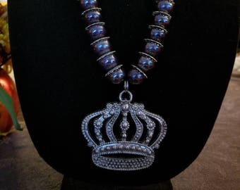 Big and bold crown necklace