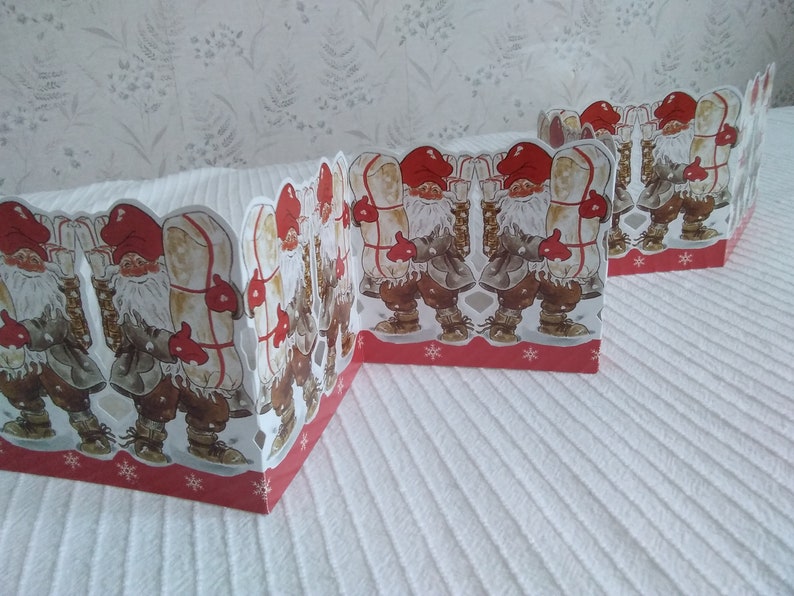 father Christmas decor 22.5 x 3.5 Vintage Swedish foldable paper garland Christmas decoration ornament with Santa Claus
