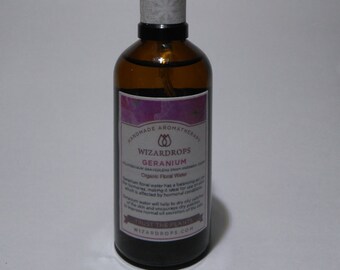 Organic GERANIUM FLORAL WATER: Deep clean and unclogs pores,  improves the texture of the skin & look of acne scars!