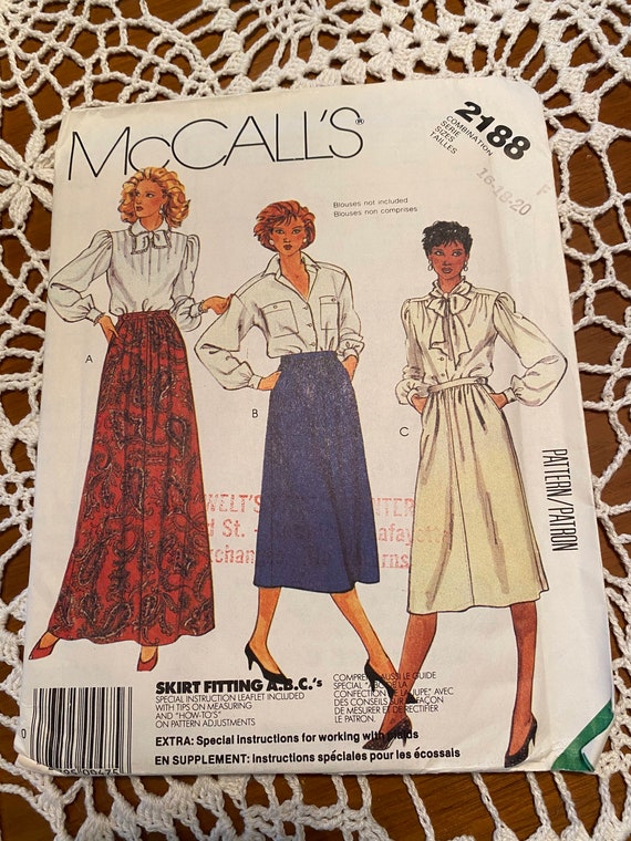 McCall's 8259 Backpack Sling Slouch Tote Bag Uncut Sewing Pattern