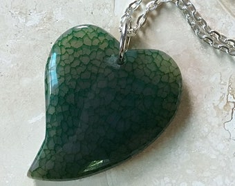 Drachen Vene Achat Herz Halskette Jade grün | Natürliche geschnitzte Stein auf 30" versilbert Flachkabelkette | Die Liebe gesteinigt Herz Anhänger