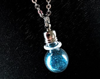 TURQUOISE Glitter Halskette | Staubgefüllte Mini Glas Flasche Trank Fläschchen--16" Edelstahl Kette / / Dezember Birthstone