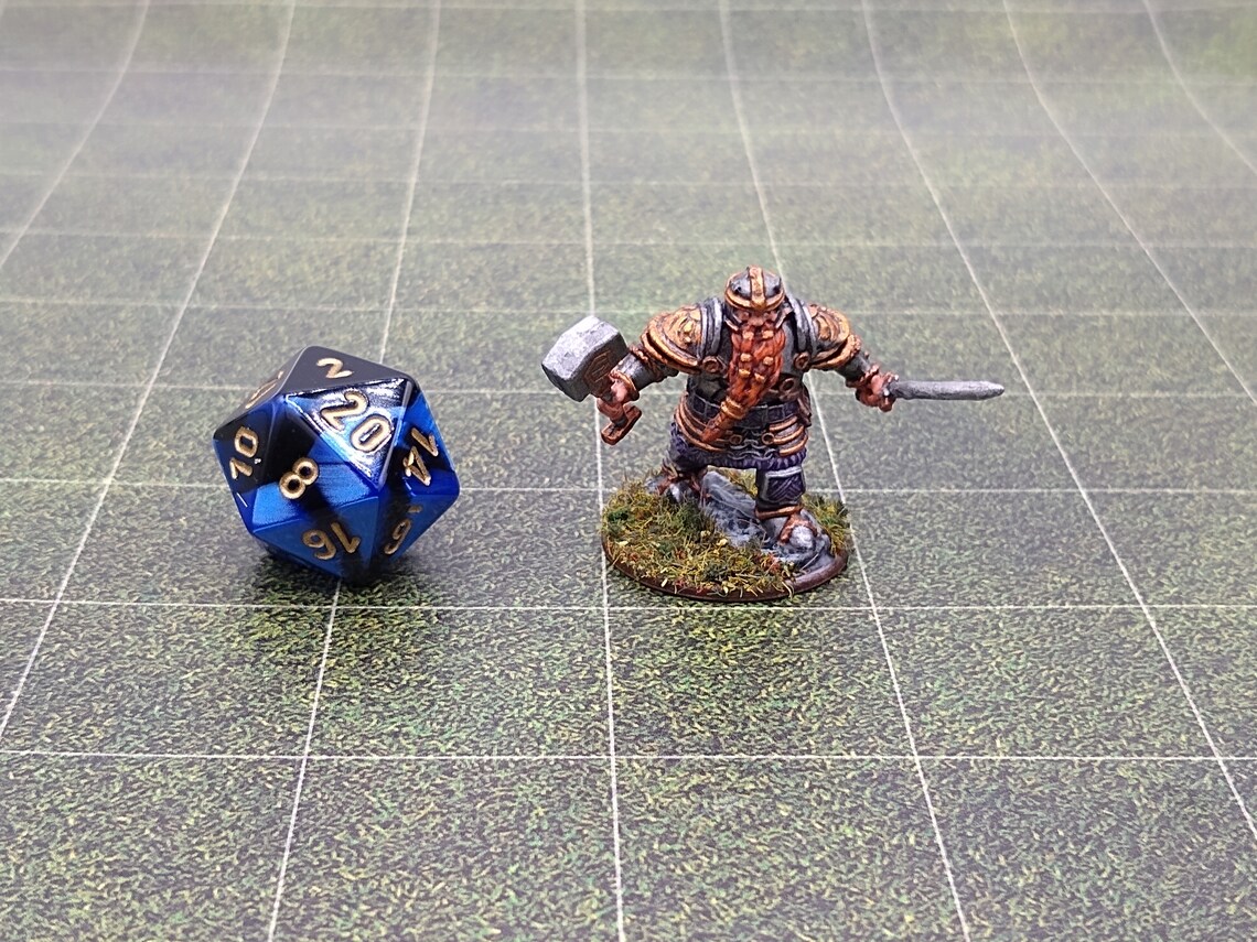 d&d dwarf fighter miniature