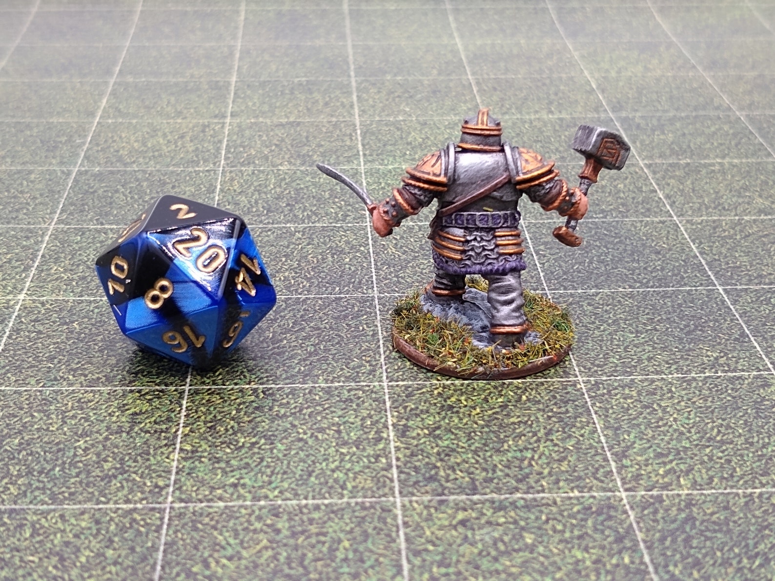 d&d dwarf fighter miniature