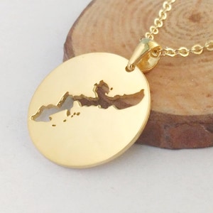 Gold Okinawa Halskette, Okinawa geformte Halskette, personalisierte Okinawa Anhänger Halskette, benutzerdefinierte Land Halskette, Japan Charm Halskette