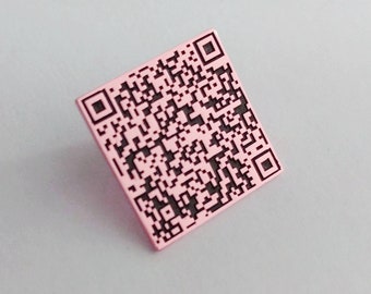 Ihre QR-Code-Anstecknadel, graviert Beliebige QR-Code-Anstecknadel, Benutzerdefinierte QR-Code-Broschenadel, Firmenlogo qr Code-Abzeichen, Geschenk für Kollegen