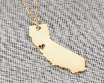 Gold California State Necklace With A Heart,CA State Shaped Necklace,State Charm Necklace ,Personalized State Necklace of California
