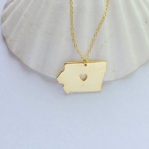 Gold Iowa Necklace,Iowa State Necklace,IA Charm Necklace,Iowa Heart Necklace,Custom Iowa State Necklace,Iowa Necklace with A Heart