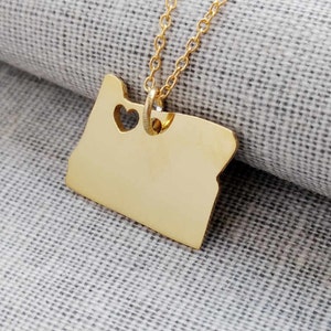 State of Oregon Necklace, OR State Love Necklace ,State Shaped Necklace ,Personalized Oregon State Necklace 925 Sterling Silver With A Heart