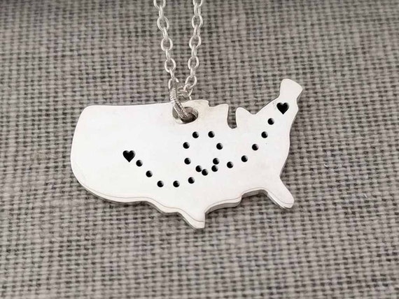 スターリングシルバー世界マップネックレスパーソナライズ名前日付大陸世界チャームペンダントWorld Traveler Loverクリスマスギフトジュ　並行輸入 : Earth Planet ネックレス レディース 18Kゴールド