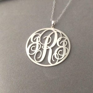 Circle Monogram Necklace, Silver 3 Initial Monogram Necklace,Custom Three Letters Nameplate Pendant,Monogrammed Gifts,Personalized Necklace