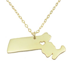 Collier d’or du Massachusetts, collier d’État MA avec un cœur, collier d’amour d’État du Massachusetts, collier d’État du Massachusetts personnalisé en argent