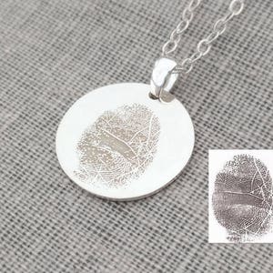 Actual Fingerprint Jewelry,Personalized Finger Print Necklace,Silver Fingerprint Memorial Necklace,Custom Silver Thumbprint Charm Necklace