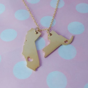 Best Friends Gift,Two States Necklace,Gold Two States Necklace,Best Friendship State Necklace,Small TWO States Pendants on a Necklace.