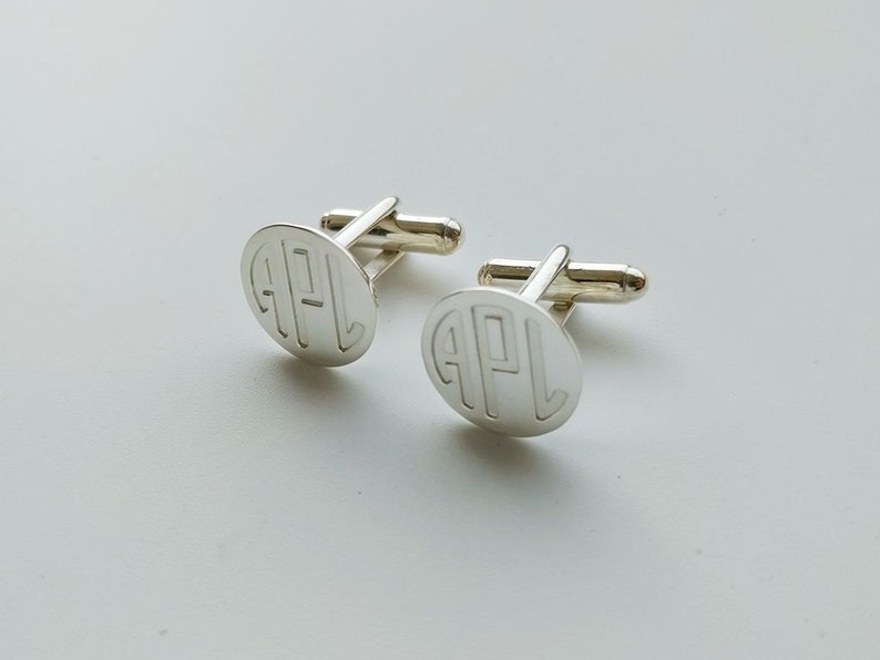 Mens Cufflinks,Wedding Cufflinks for Groom,Silver Monogram Cufflinks,Personalized Circle Cufflinks,Bride and Groom Initials Groomsman Gift image 2