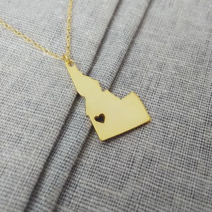 Idaho State Necklace Gold,ID State Charm Necklace ,State Shaped Necklace,Personalized Idaho State Necklace With A Heart