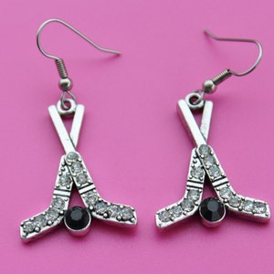 HOCKEY STICKS EARRINGS,hockey,nhl,hockey stick,goalie,hockey coach,hockey mom,hockey team,1577