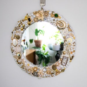 White and Gold Pearl Jeweled Wreath // Glam and Bling Home Decor