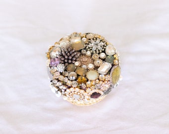 Handmade Jeweled Trinket Box - Petite Elegance for Your Treasures - Unique Gift Idea