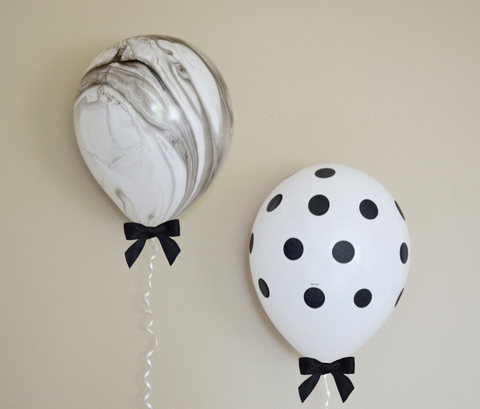 11 Black & White TieDye Polka Dot Balloon Bow Set Etsy