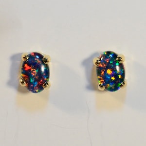 7 x 5 SOLID 18k GELBGOLD Feurige Echte Australische Opal Ohrringe (14413)