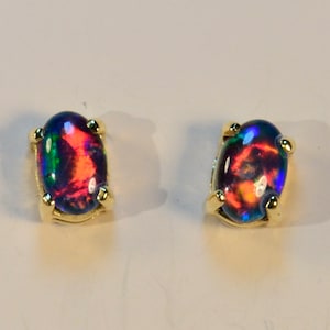 Solid 18k  Yellow or White gold Genuine Australian 6 X 4 Opal Earrings (15432)