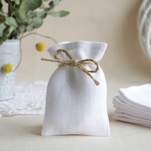 Burlap Bags, Favor Bags, Wedding Favor Bags, Heart Bags, Burlap Favor Bags, Party Favor Bags, Wedding Gift Bags, Jute Bags, Jute Favor Bags