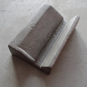 raw living Concrete soap dish image 4