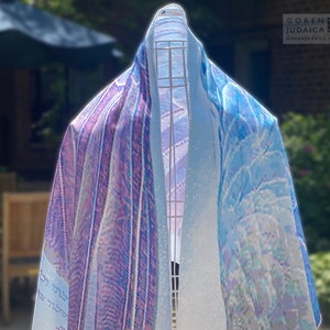 Tallit (cotton & satin prayer shawl): Wing