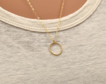 Long Gold Necklace with Circle Pendant. Simple and Dainty Open Circle Necklace. Everyday Gold Necklace. Classic, Minimalist Jewelry.