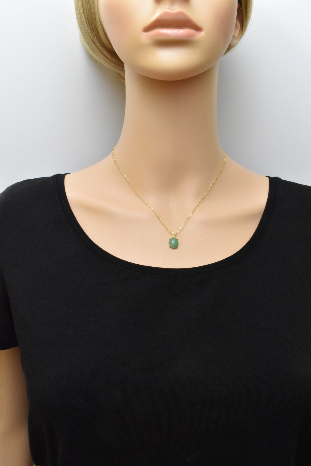 Green Aventurine Pendant Necklace With Gold Chain. Semi Precious