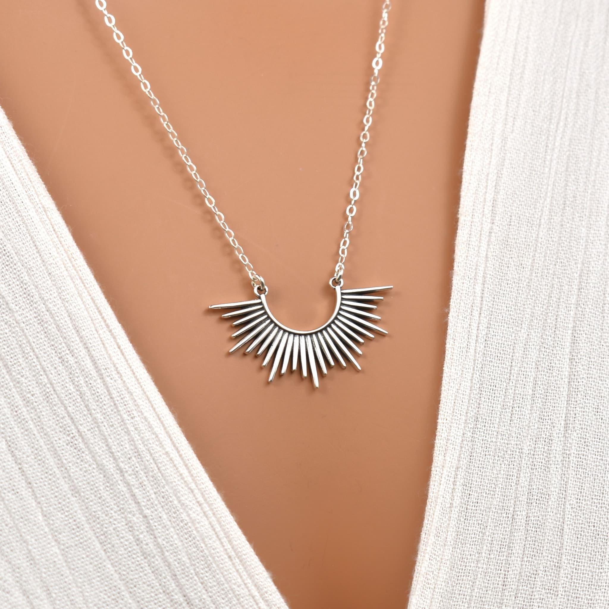 【SMFK】SILENT THE SILENT FLOWER SUNBURST CUBAN NECKLACE Silent Syringa Necklace Large – SMFK Official