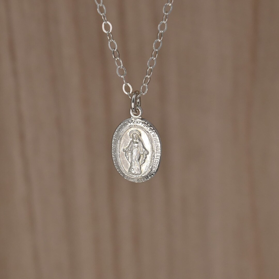 Collier Vierge Marie en argent Collier médaille