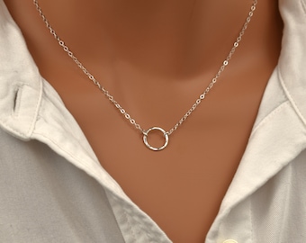 Simple Sterling Silver Circle Necklace. Minimalist Dainty Silver Necklace with Hammered Charm. 925 Silver Everyday Necklace for Women.