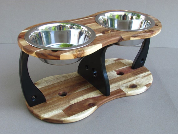 xl elevated dog feeder