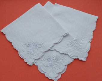 Handkerchiefs set of 3 vintage white embroidered ladies hankies