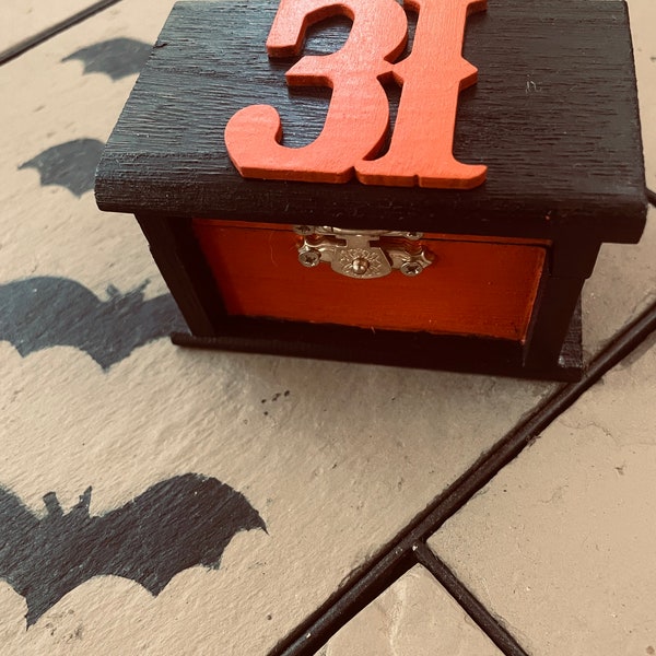 Halloween wedding/ring box