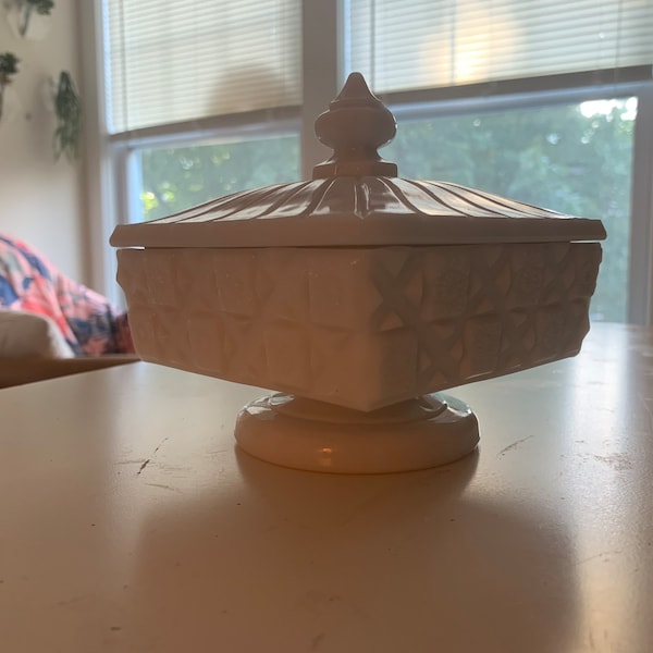 Vintage Westmoreland Milk Glass Square Pedestal Candy Dish With Lid; “Old Quilt” Design; Finial Top; Footed Bottom