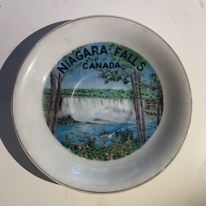 Niagara Falls Canada Vintage Plate with Gold Rim; Made in Japan; Sigal Bros. Windsor Canada; Travel Plate; Collectors Plate