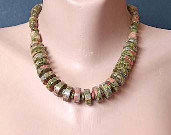 collier de déclaration jasper Unakite, gros collier de perles jaspe vert-rose, bijoux faits à la main, cadeau fait à la main, cadeau pour elle, cadeau pour maman