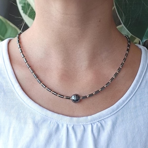 black hematite necklace and gold, perfects for gift